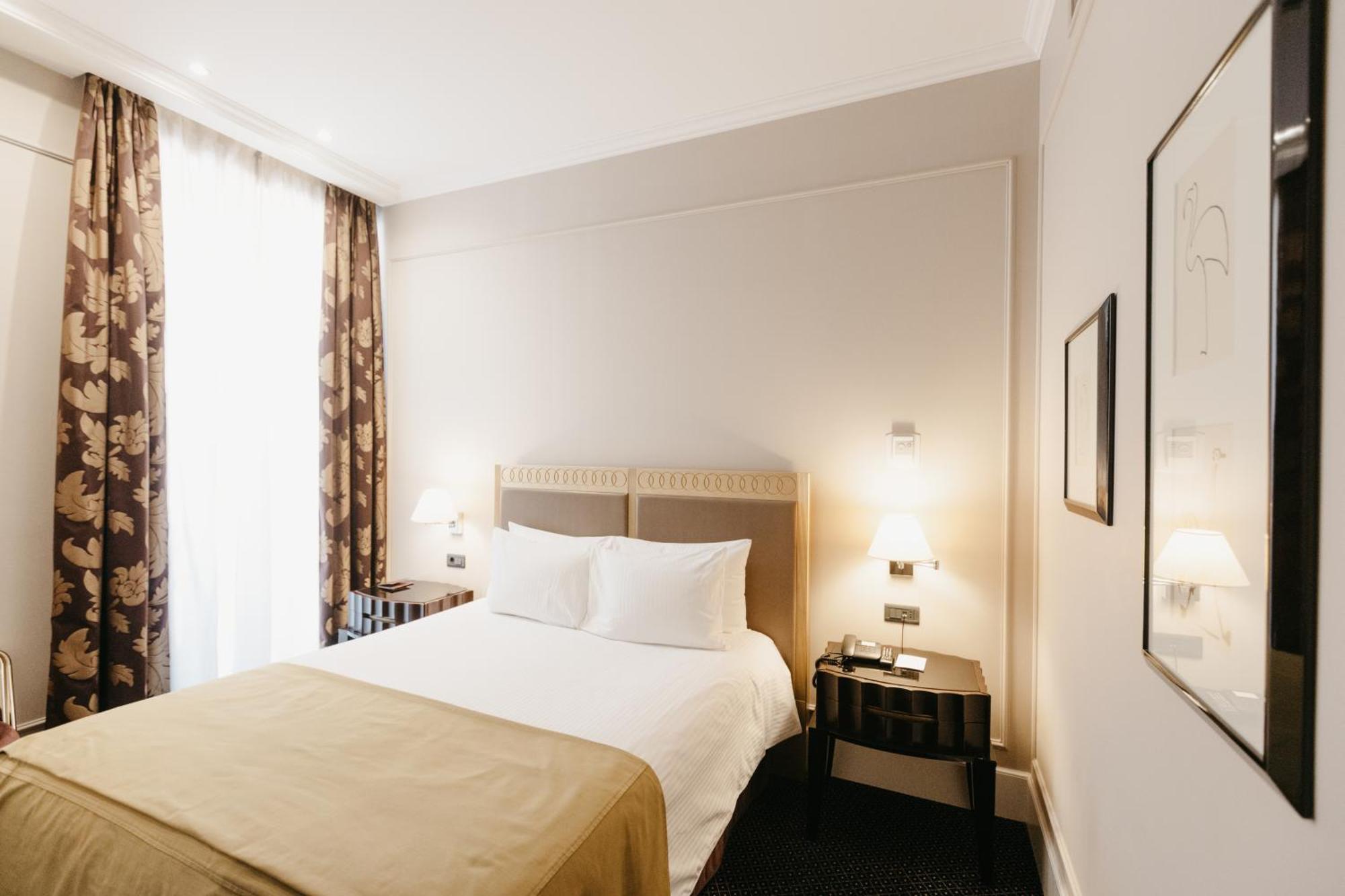 Grand Hotel Yerevan - Small Luxury Hotels Of The World Dış mekan fotoğraf